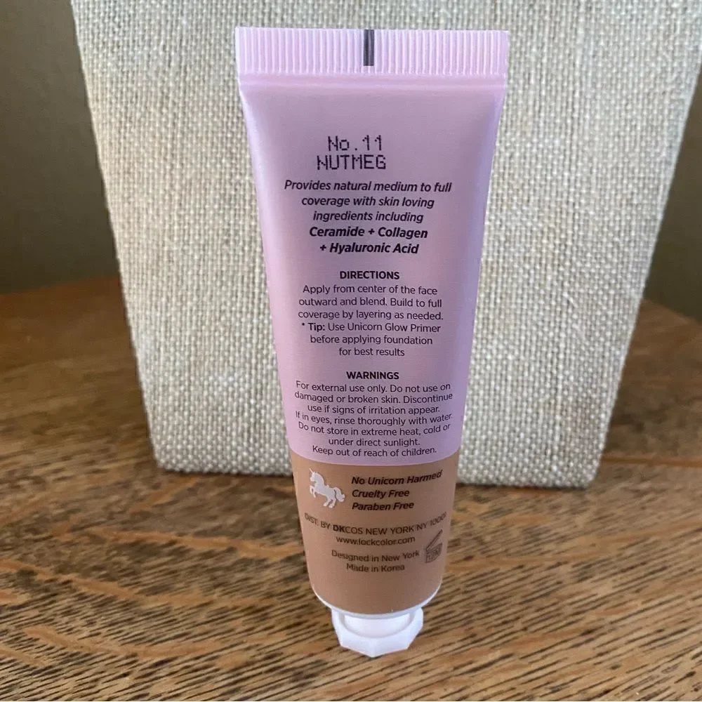 Unicorn Glow Hydrating Foundation Shade: Nutmeg. New in Box (NIB)!